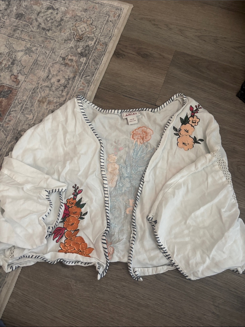 Ariat White Embroidered Open-Front Jacket/shawl